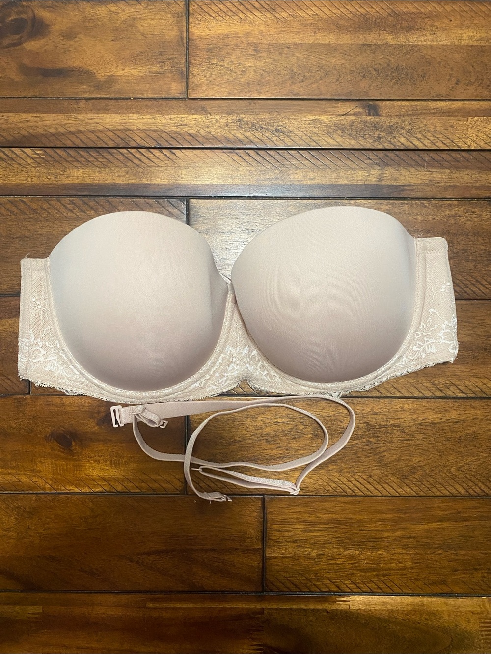 Torrid Curve Beige Strapless bra with detachable straps - 38 DD - Picture 1 of 2